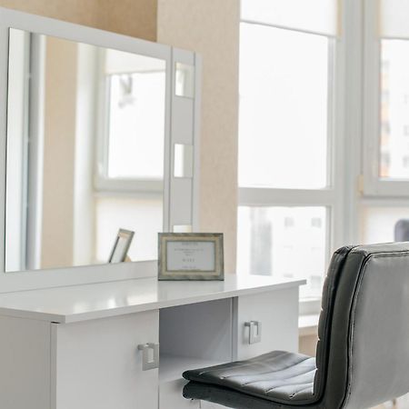 Luxrent Apartment Chisinau Ngoại thất bức ảnh