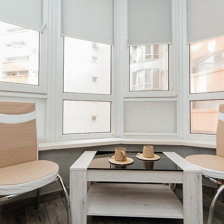 Luxrent Apartment Chisinau Ngoại thất bức ảnh