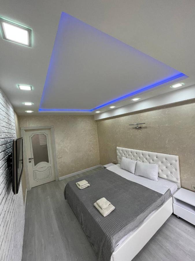 Luxrent Apartment Chisinau Ngoại thất bức ảnh